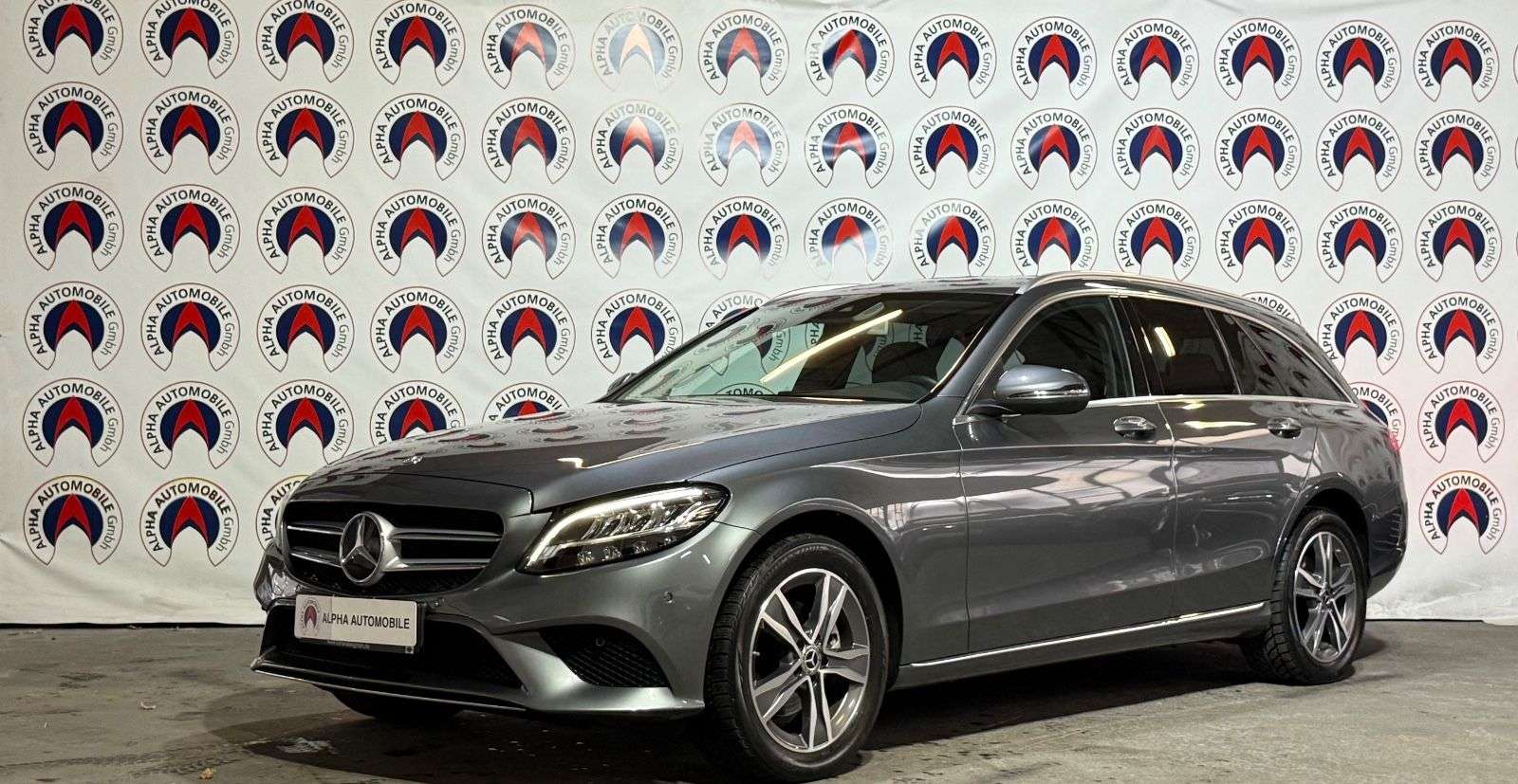 Second hand Mercedes Benz C-Class 