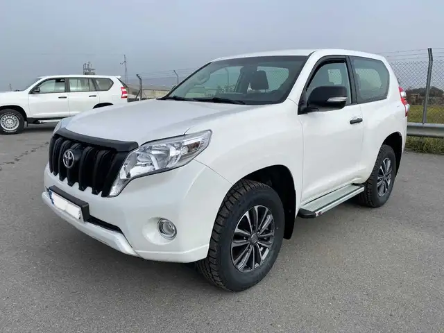 Toyota Land Cruiser D-4D GX