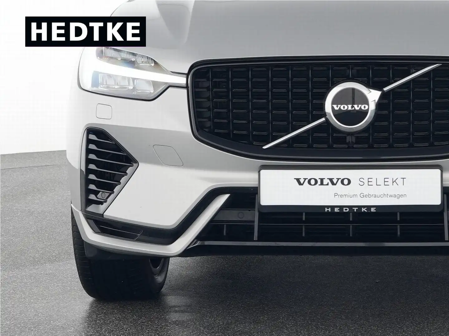 Volvo Sonstige XC60 T6 Recharge AWD Plus Dark 20"+VOLL-LED+H&K Silber - 1