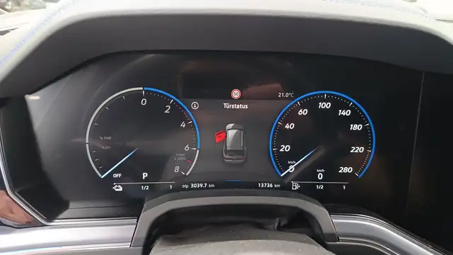 Volkswagen Touareg view 15