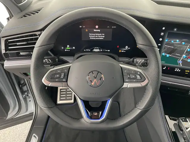 Volkswagen Touareg view 13