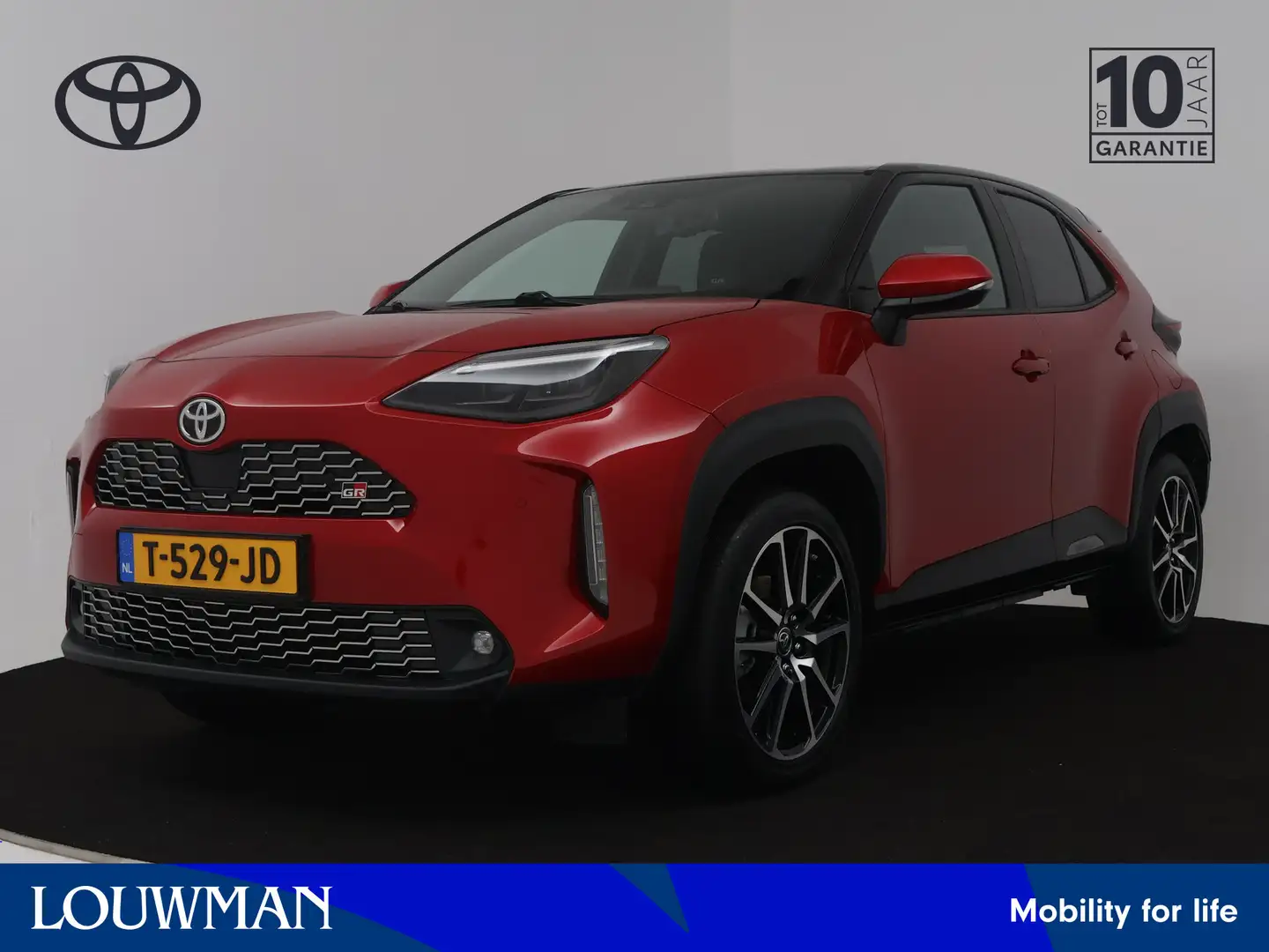 Toyota Yaris Cross 1.5 Hybrid GR Sport | Navigatie | PDC V+A | Stuur- Rouge - 1