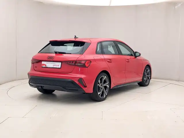 Audi A3 view 4