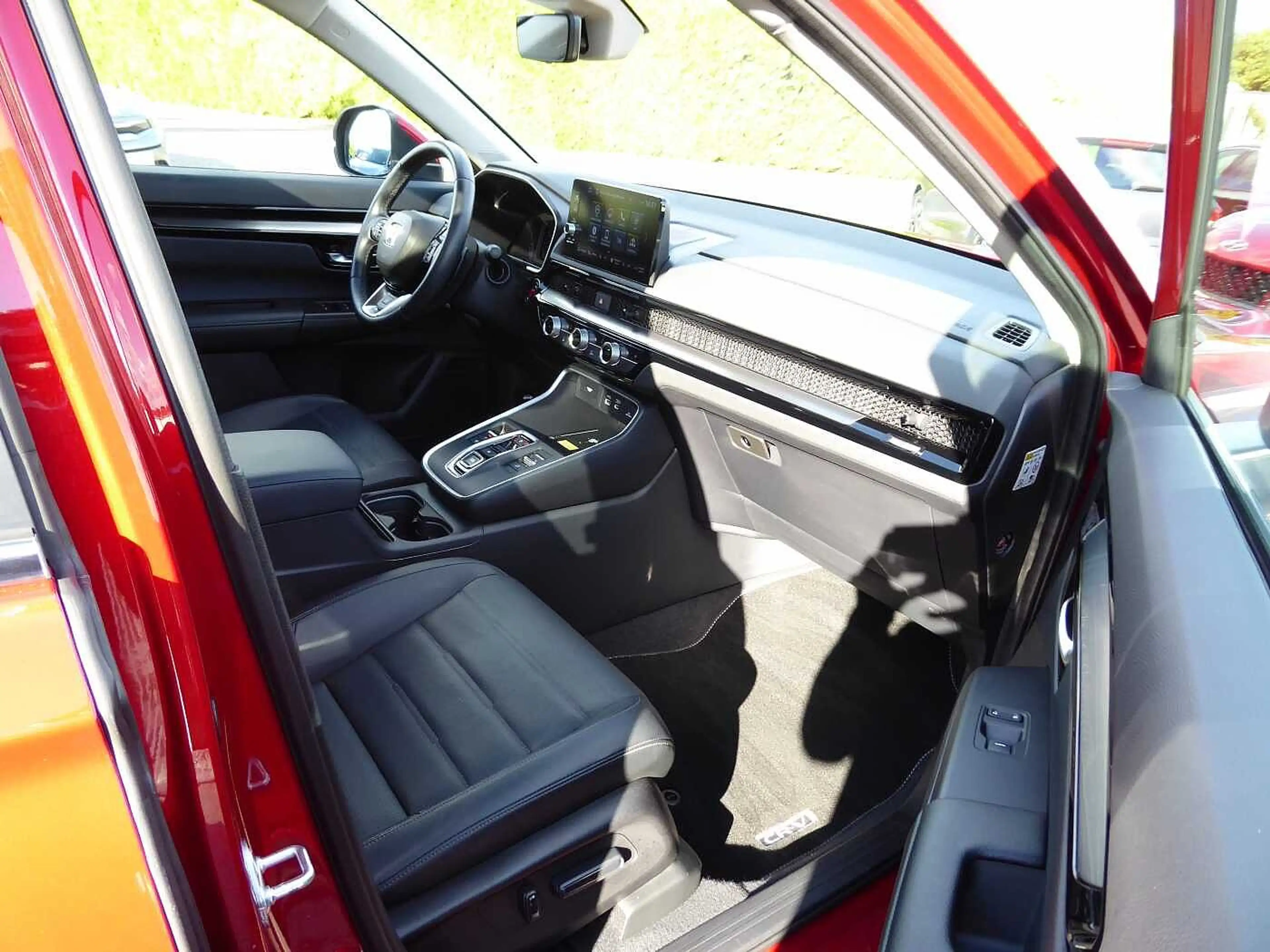 Honda CR-V Hybrid e:HEV 2.0 i-MMD AWD Elegance / 1. Hand — photo 14