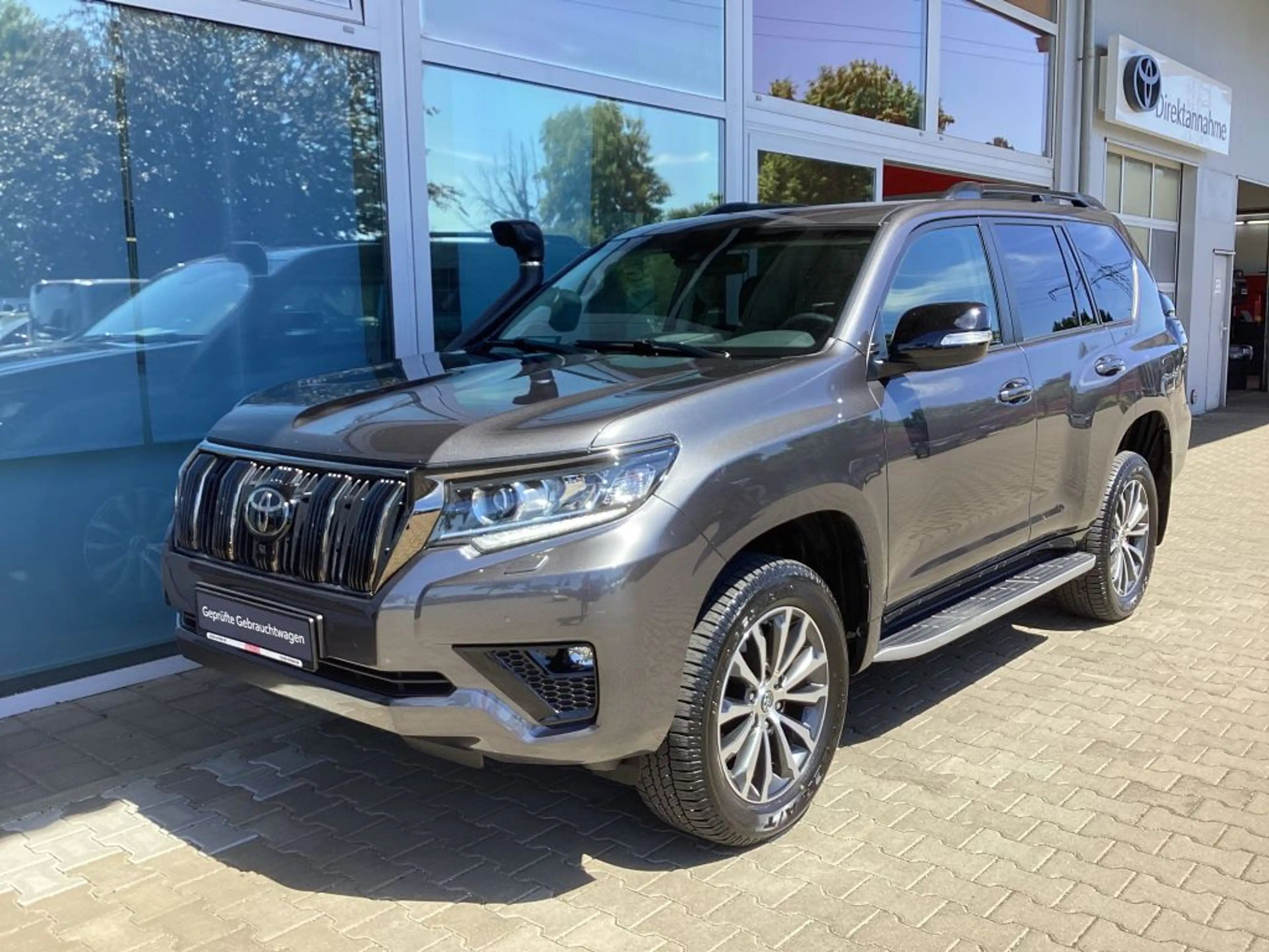 Toyota Land Cruiser 2.8 D-4D Automatik TEC-Edition — photo 2