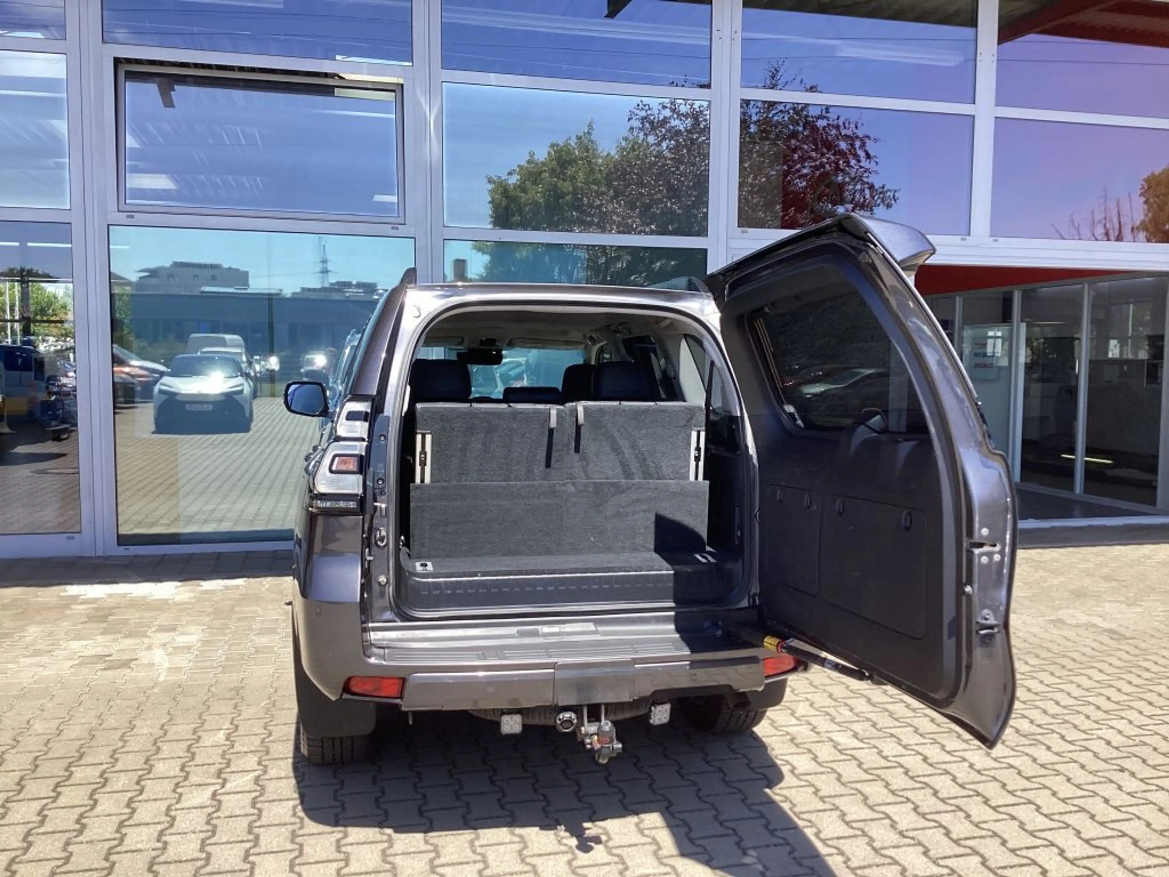 Toyota Land Cruiser 2.8 D-4D Automatik TEC-Edition — photo 7