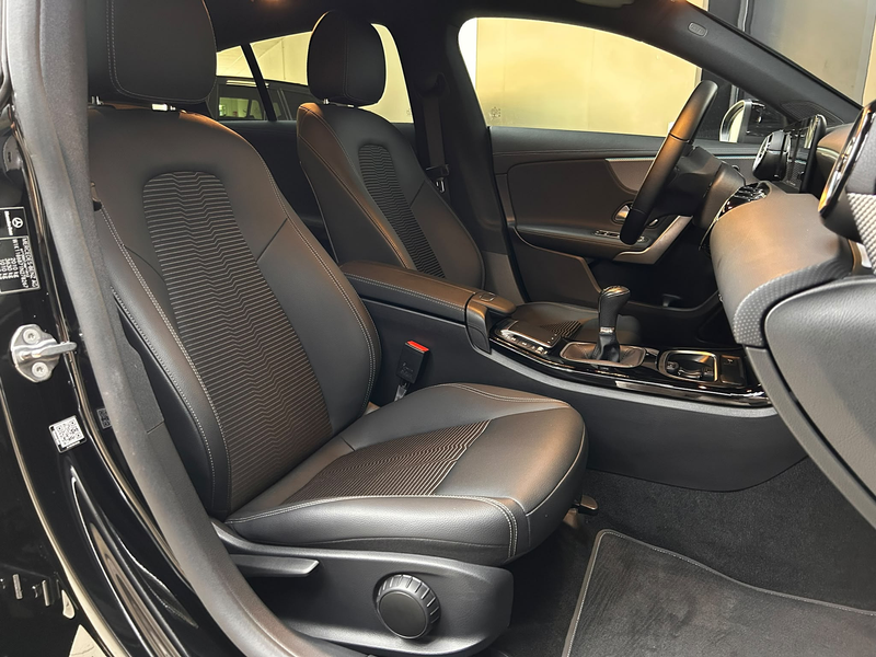 Mercedes-Benz CLA 200 Progres LED+NAVI+SHZ+KAMER+TEMP+DAB+ — photo 9