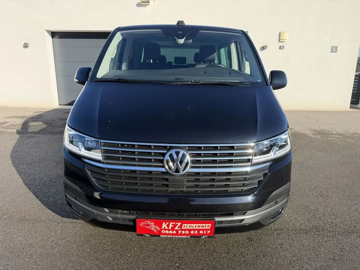 Volkswagen T6 Multivan Highline 4MOTION DSG/MEGA VOLL/TOP GEPFLE Schwarz - 2