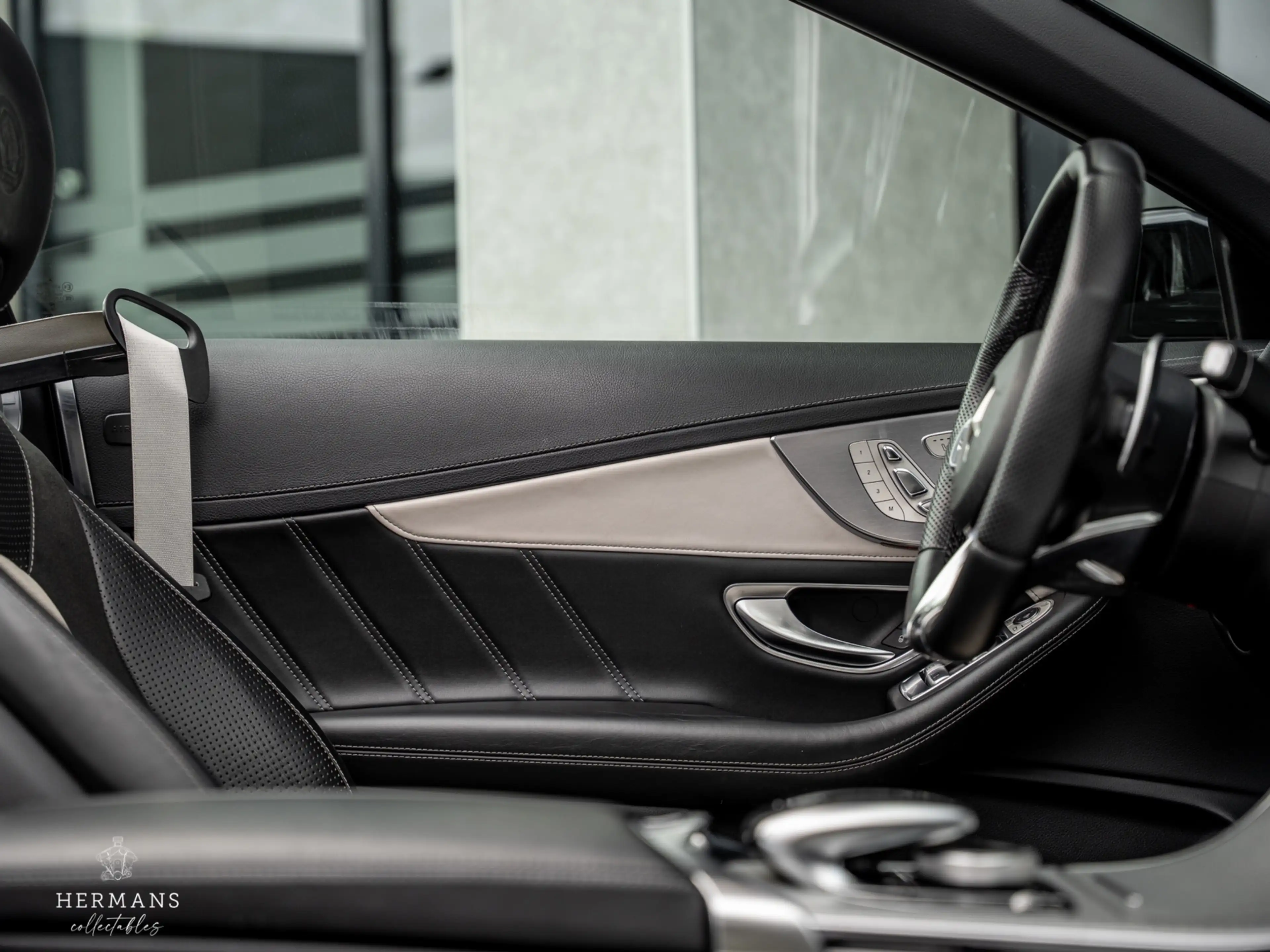 Mercedes-Benz C 63 AMG Cabrio S Premium Plus Pack / Burmester / HUD / Tra — photo 34
