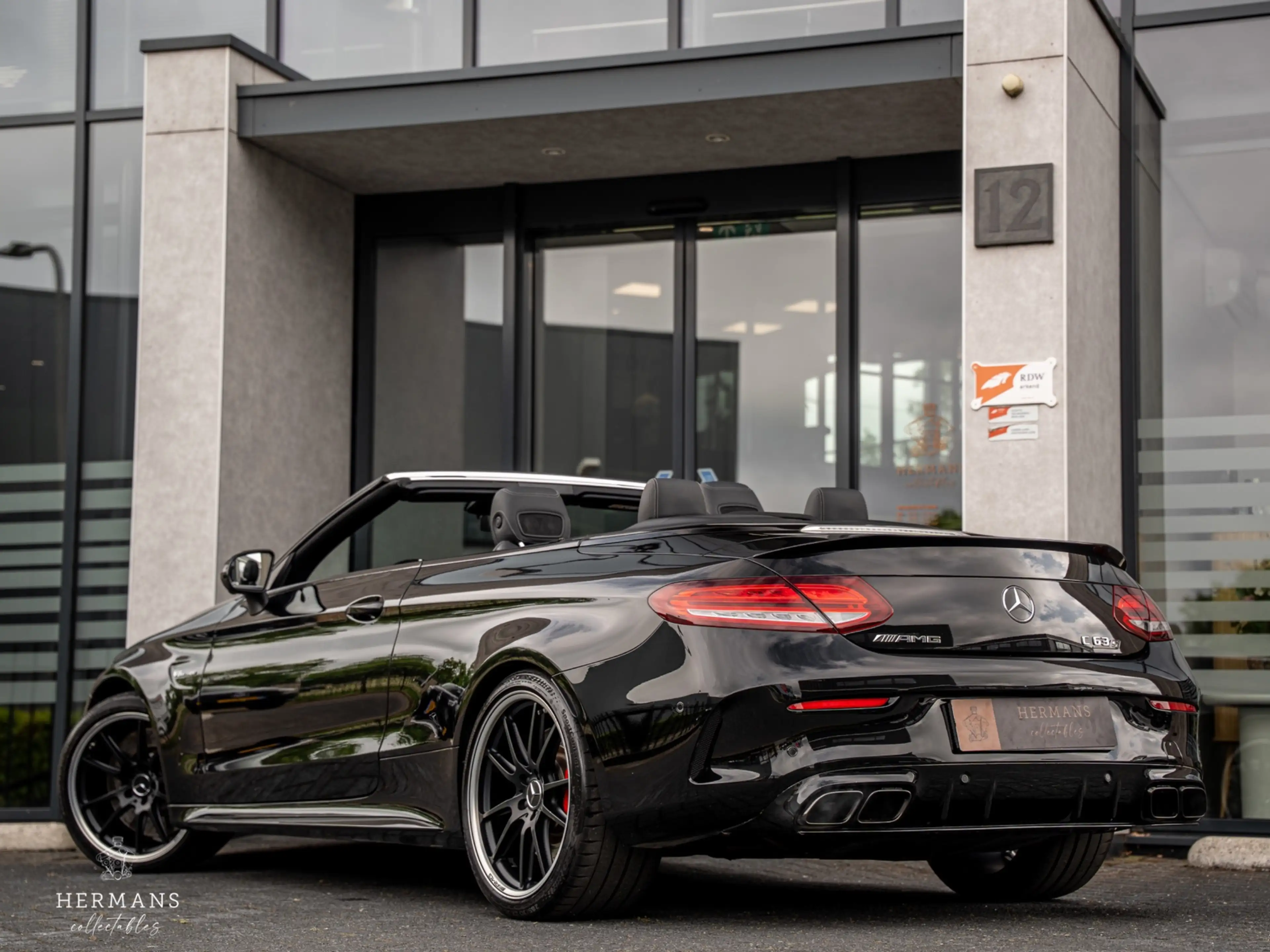 Mercedes-Benz C 63 AMG Cabrio S Premium Plus Pack / Burmester / HUD / Tra — photo 11