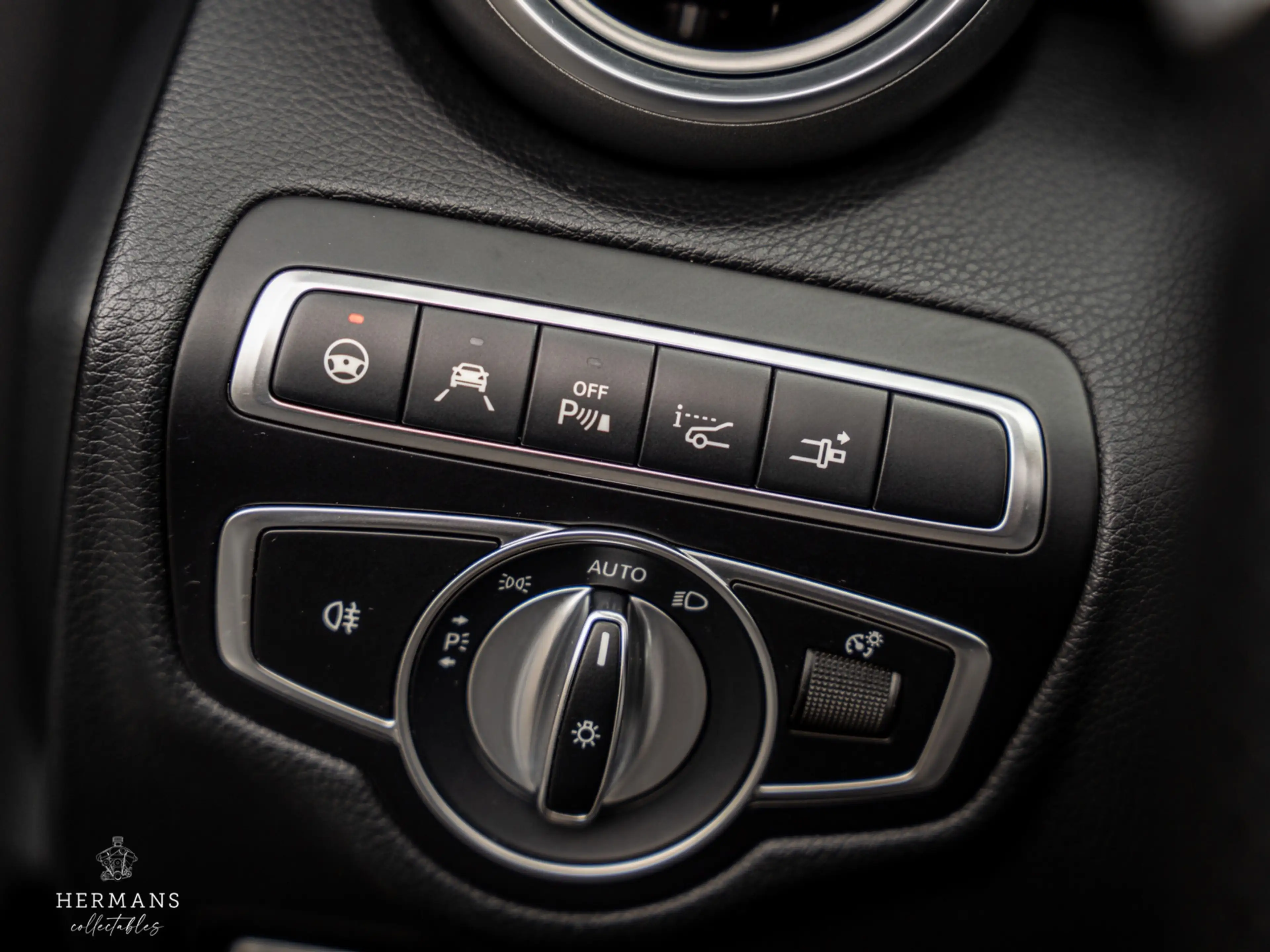 Mercedes-Benz C 63 AMG Cabrio S Premium Plus Pack / Burmester / HUD / Tra — photo 27