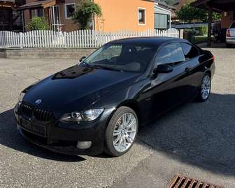 320i Coupé