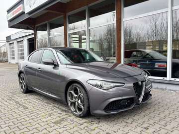 Veloce Q4 Carbon 19Zoll Navi Leder