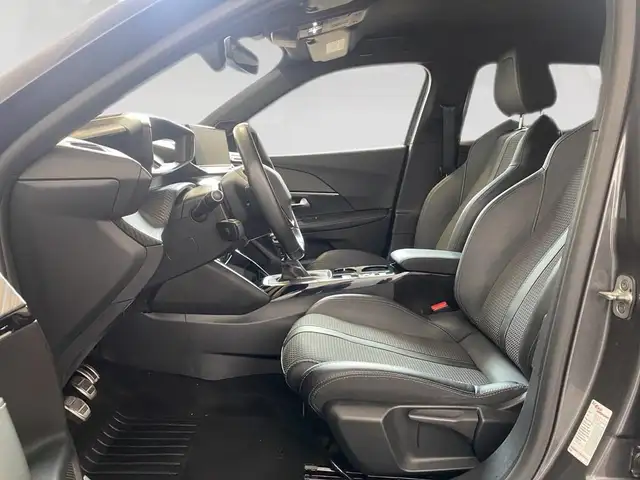 Peugeot 2008 view 7