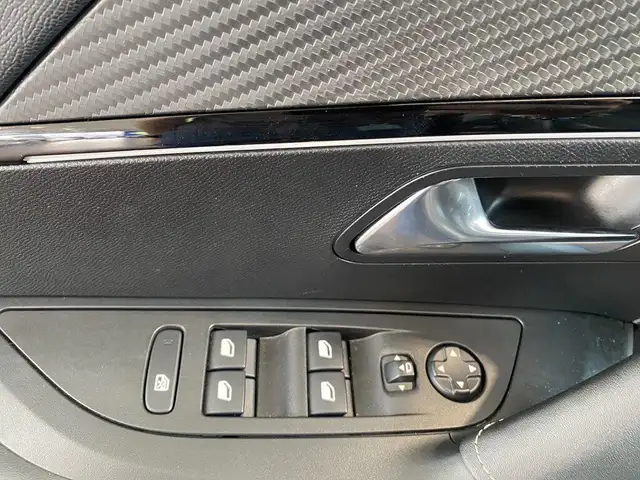 Peugeot 2008 view 22