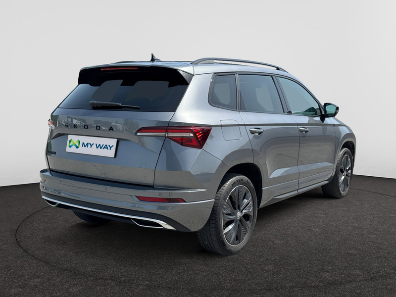 Skoda Karoq SPORTLINE 1.5 TSI DSG AUTOMAAT /// Wegklapbare trekhaak /// Achteruitrijcamera /// Zetelverwarming / — photo 2