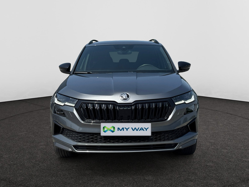 Skoda Karoq SPORTLINE 1.5 TSI DSG AUTOMAAT /// Wegklapbare trekhaak /// Achteruitrijcamera /// Zetelverwarming / — photo 10