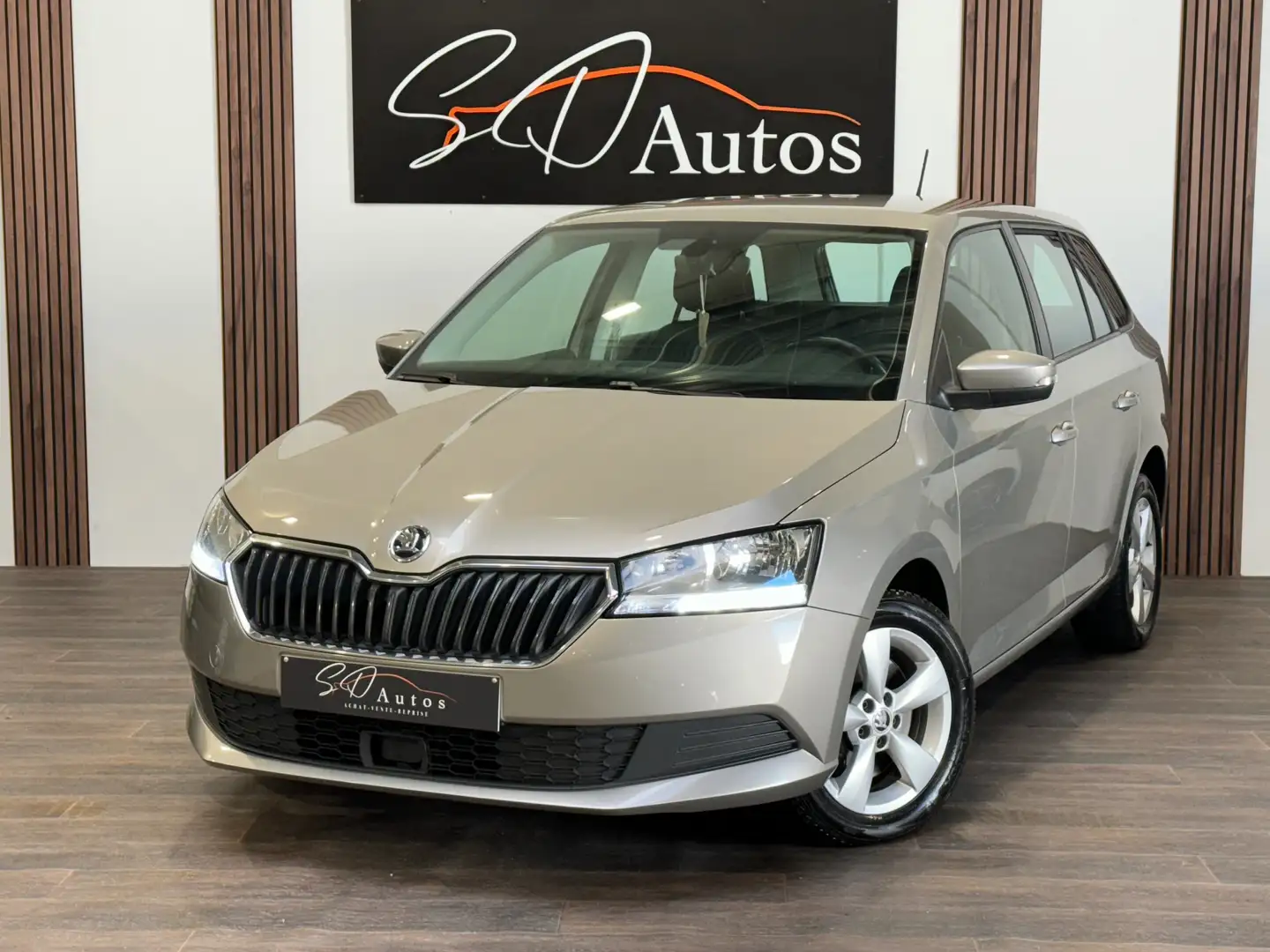 Skoda Fabia 1.0 TSI DSG * BOITE AUTOMATIQUE * ECRAN * GARANTIE Beige - 1