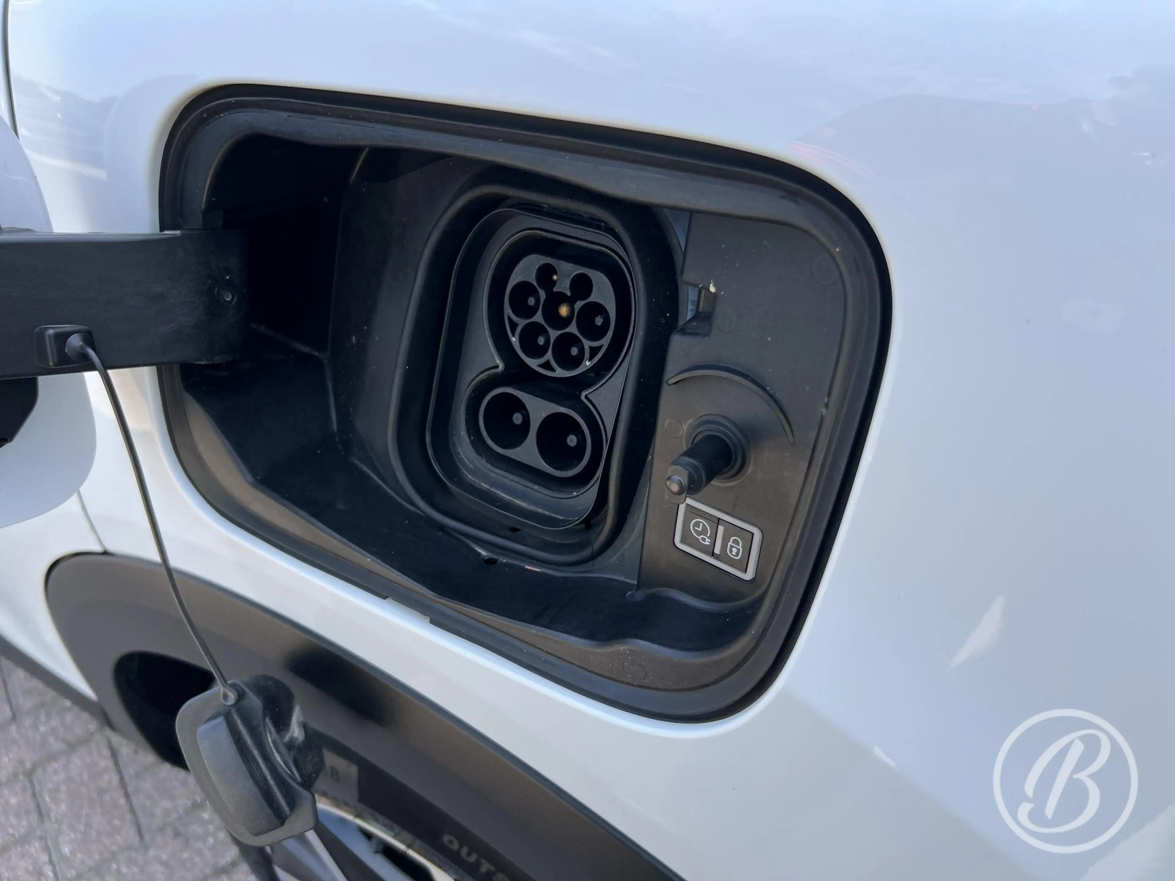 Citroen E-C4 Electric 50 kWh 136 pk Shine Automaat Range tot 310 km Pano — photo 39