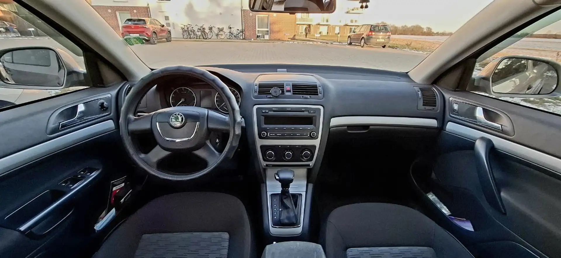 Skoda Octavia Beige - 2