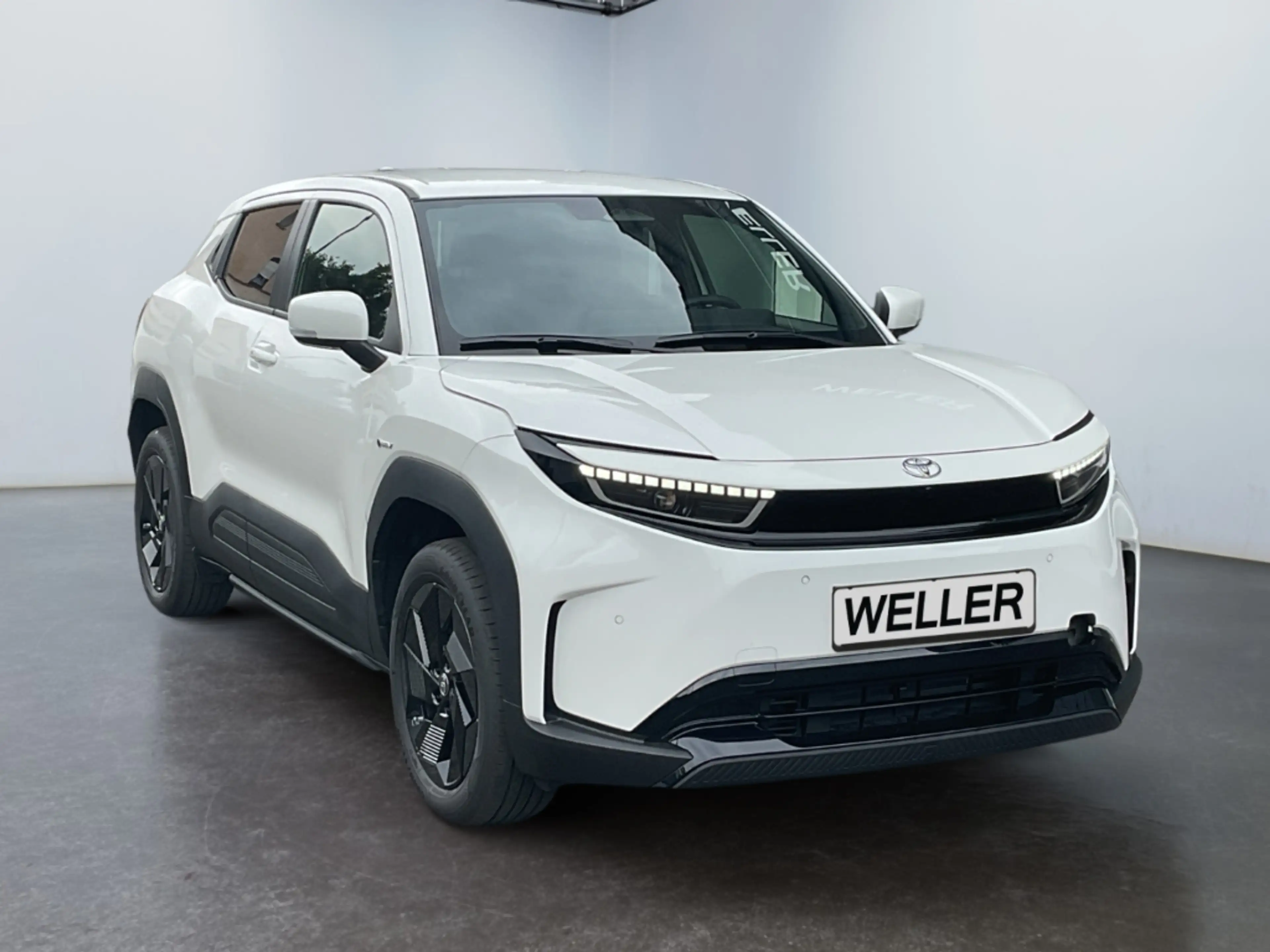 Toyota Urban Cruiser Teamplayer LED ACC Navi Kamera SHZ DAB — photo 3