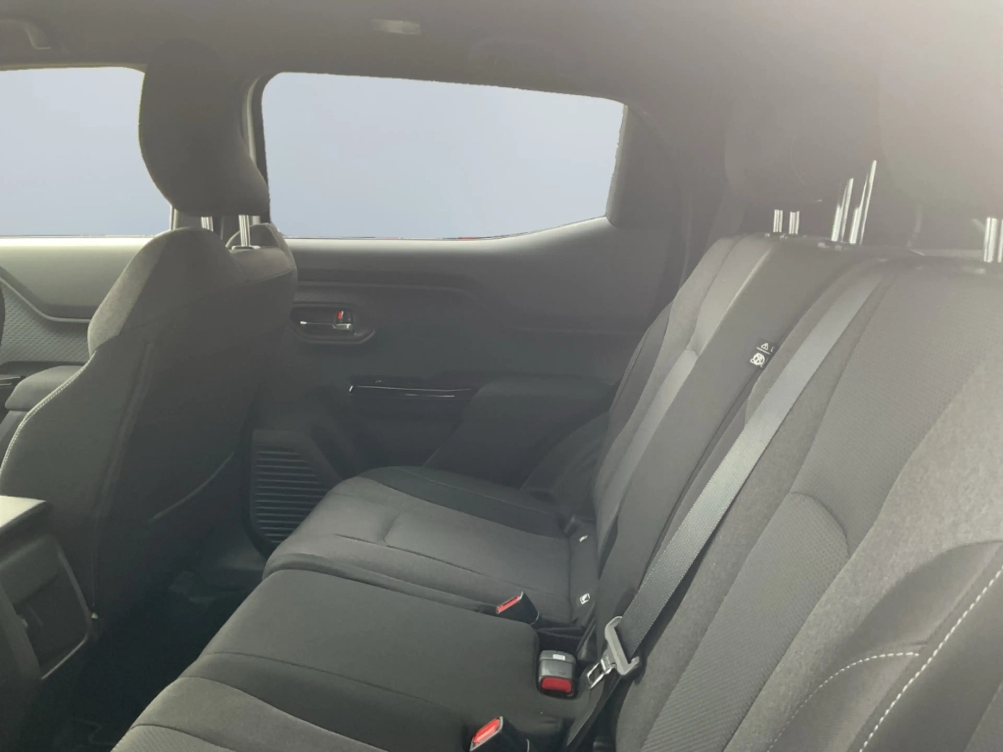 Toyota Urban Cruiser Teamplayer LED ACC Navi Kamera SHZ DAB — photo 15
