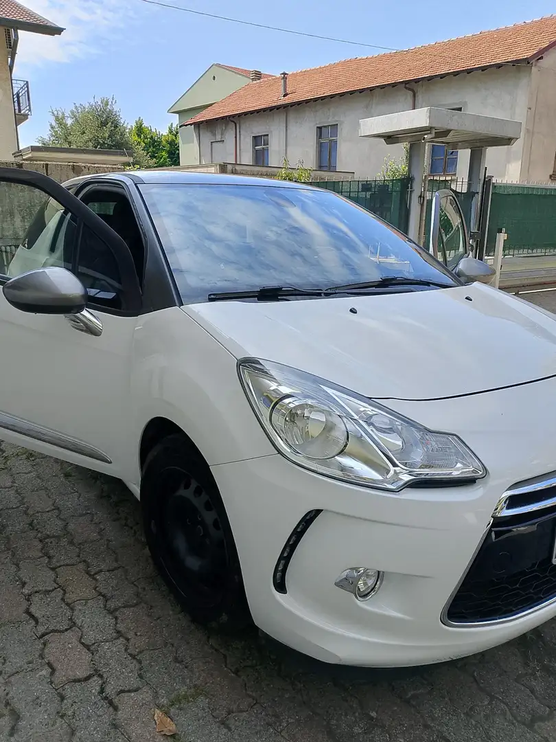 DS Automobiles DS 3 DS3 1.6 e-hdi (airdream) So Chic 90cv etg6 (cmp6) - 2