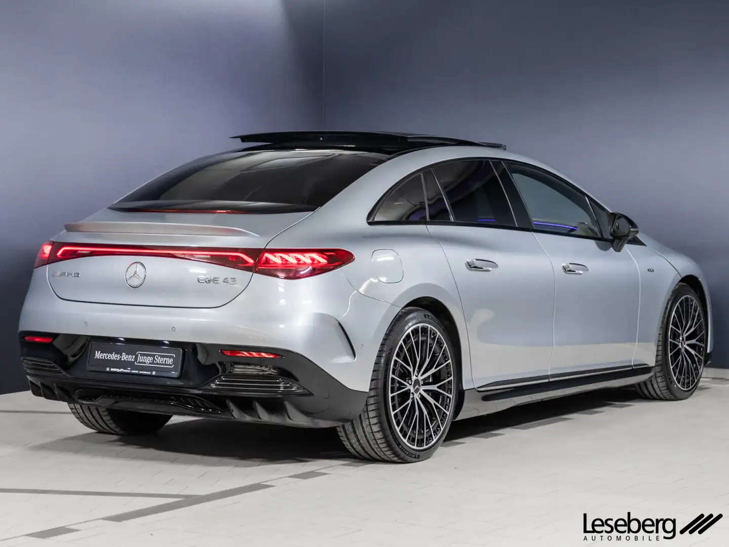 Mercedes-Benz EQE 43 EQE 43 AMG 4M DIG.LIGHT/Pano/Airmatic/Distro/360 Silber - 2