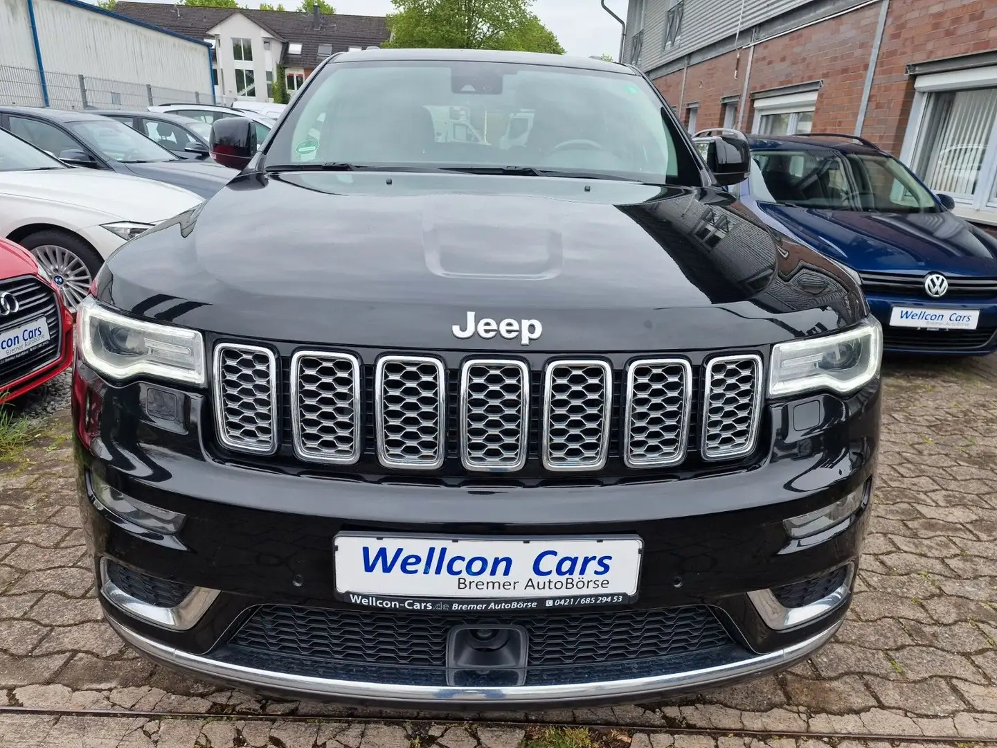 Jeep Grand Cherokee 3.0 CRD Summit PANO/ACC/AHK/1.HD Schwarz - 2