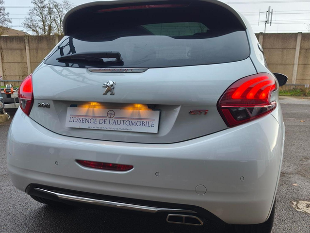 Peugeot 208 208 1.6 THP 208ch S