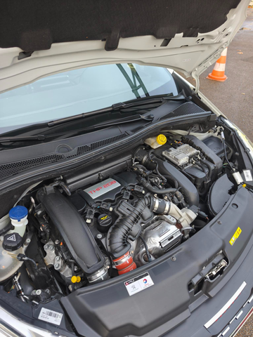 Peugeot 208 208 1.6 THP 208ch S