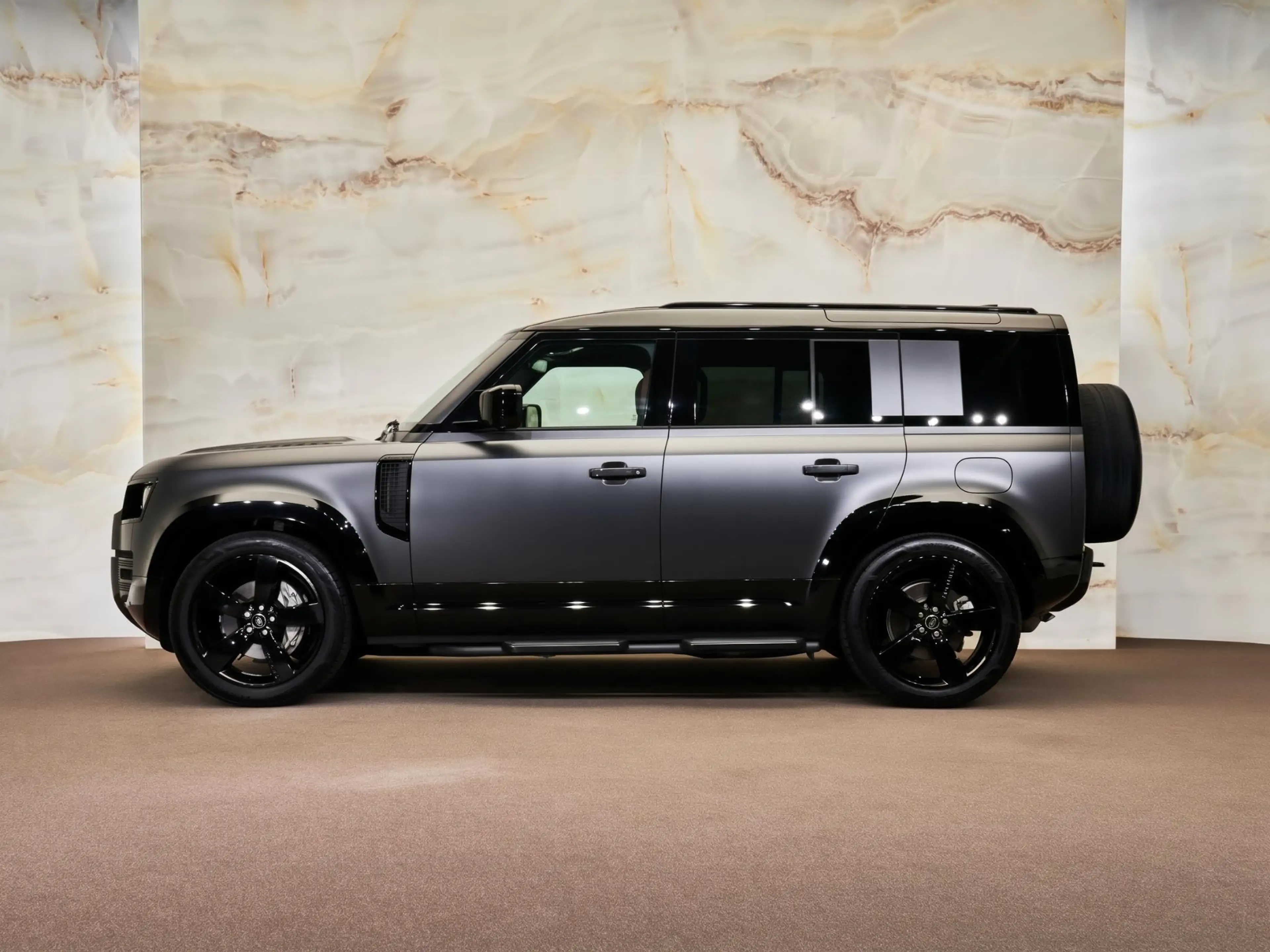 Land Rover Defender 110 P300e X-Dynamic HSE , Full PPF, pano, 22", Mer — photo 2