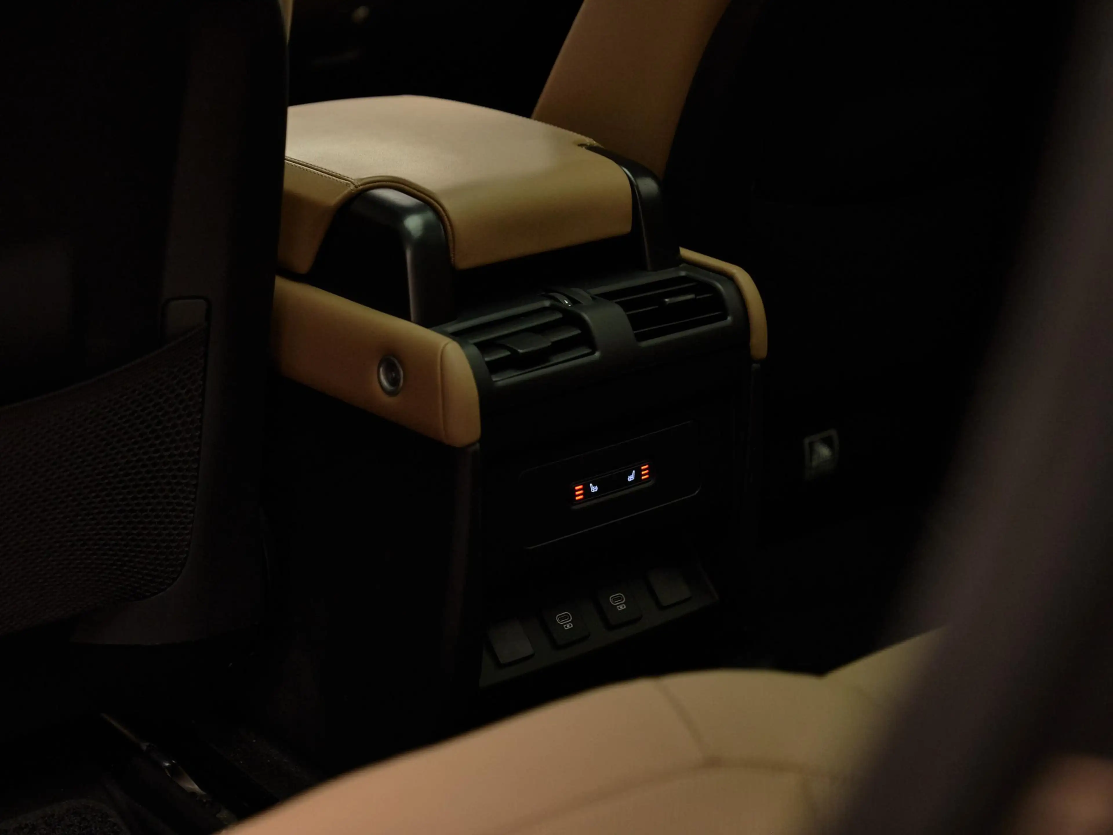 Land Rover Defender 110 P300e X-Dynamic HSE , Full PPF, pano, 22", Mer — photo 29