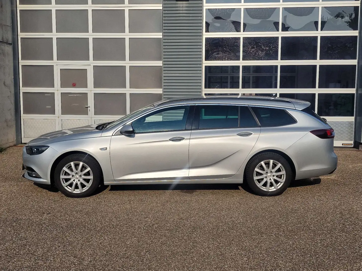 Opel Insignia 1.6 ECOTEC Business Edition Silber - 2