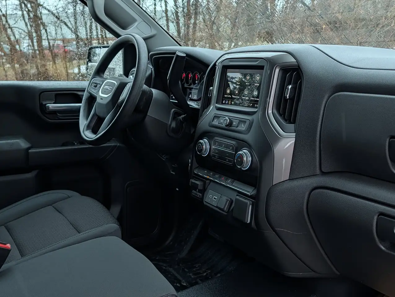 GMC Sierra 1500 снимка GMC Sierra 1500