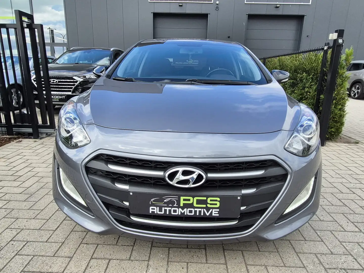 Hyundai i30 blue 1.6 CRDi Black Line / AUTOMAAT / 1e Eigenaar Argent - 2