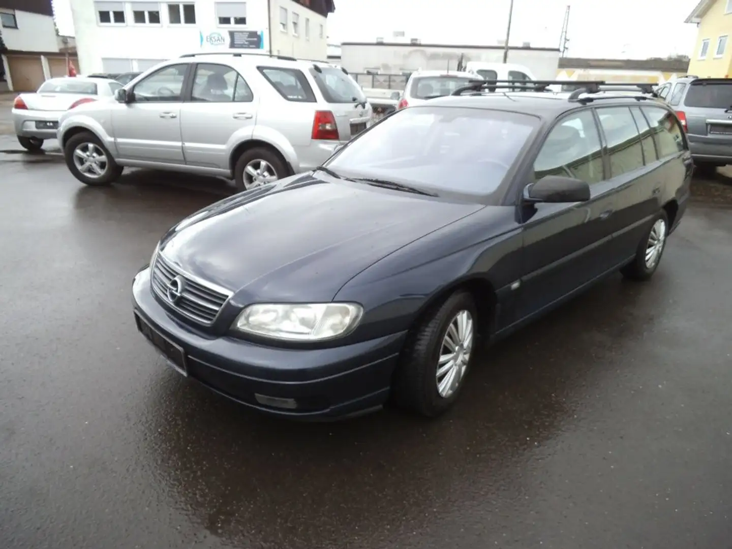 Opel Omega Caravan 2.2 16 V Selection Azul - 1