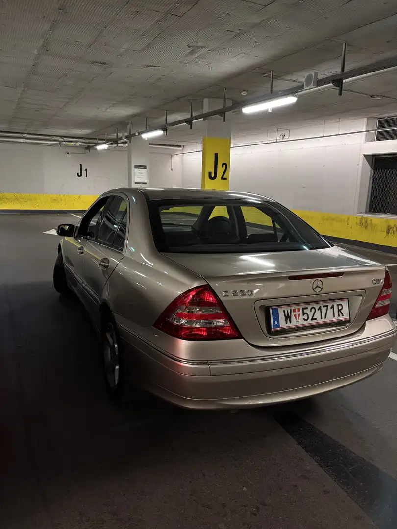 Mercedes-Benz C 220 Avantgarde CDI Bronze - 2