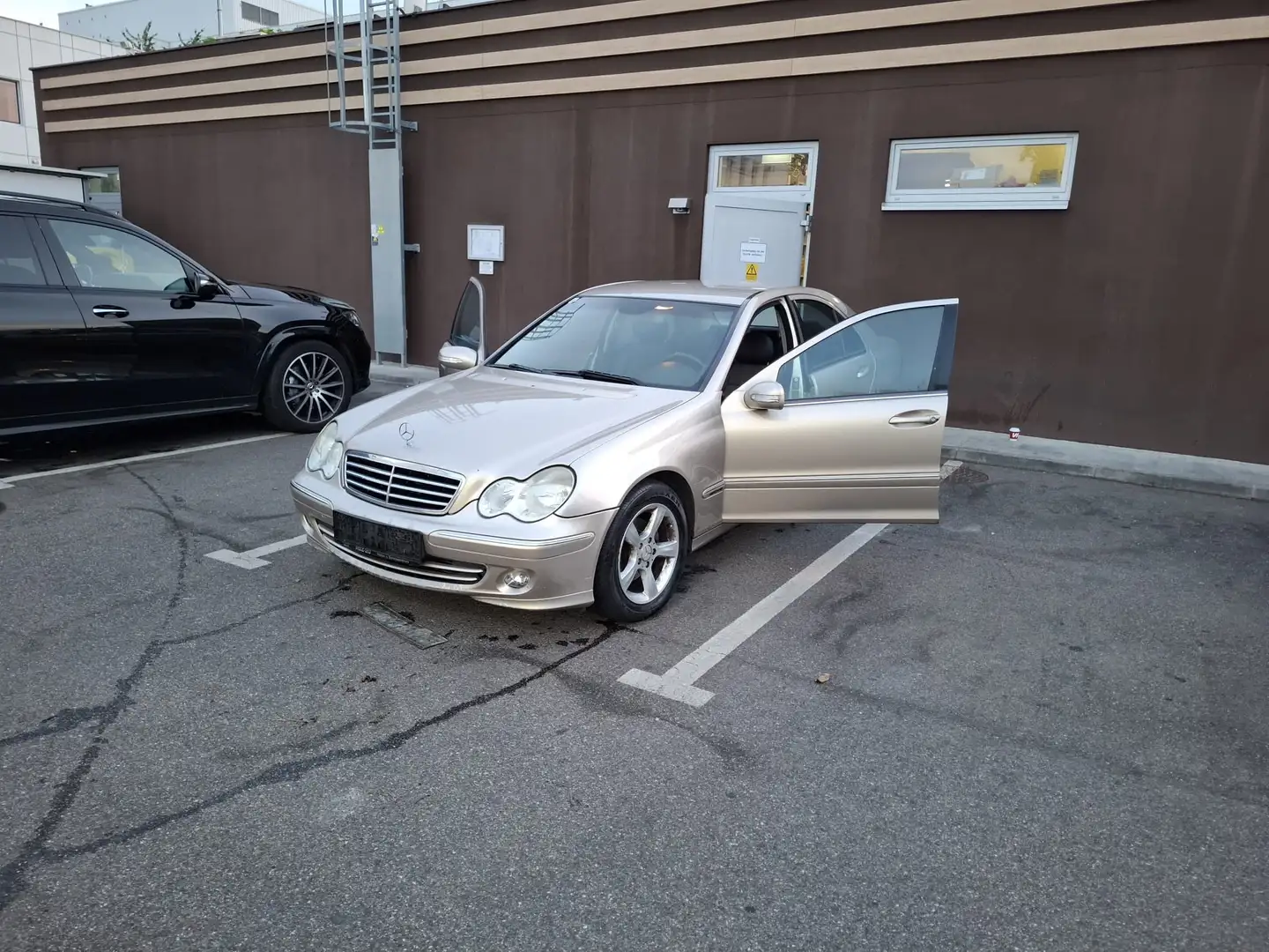 Mercedes-Benz C 220 Avantgarde CDI Bronze - 1