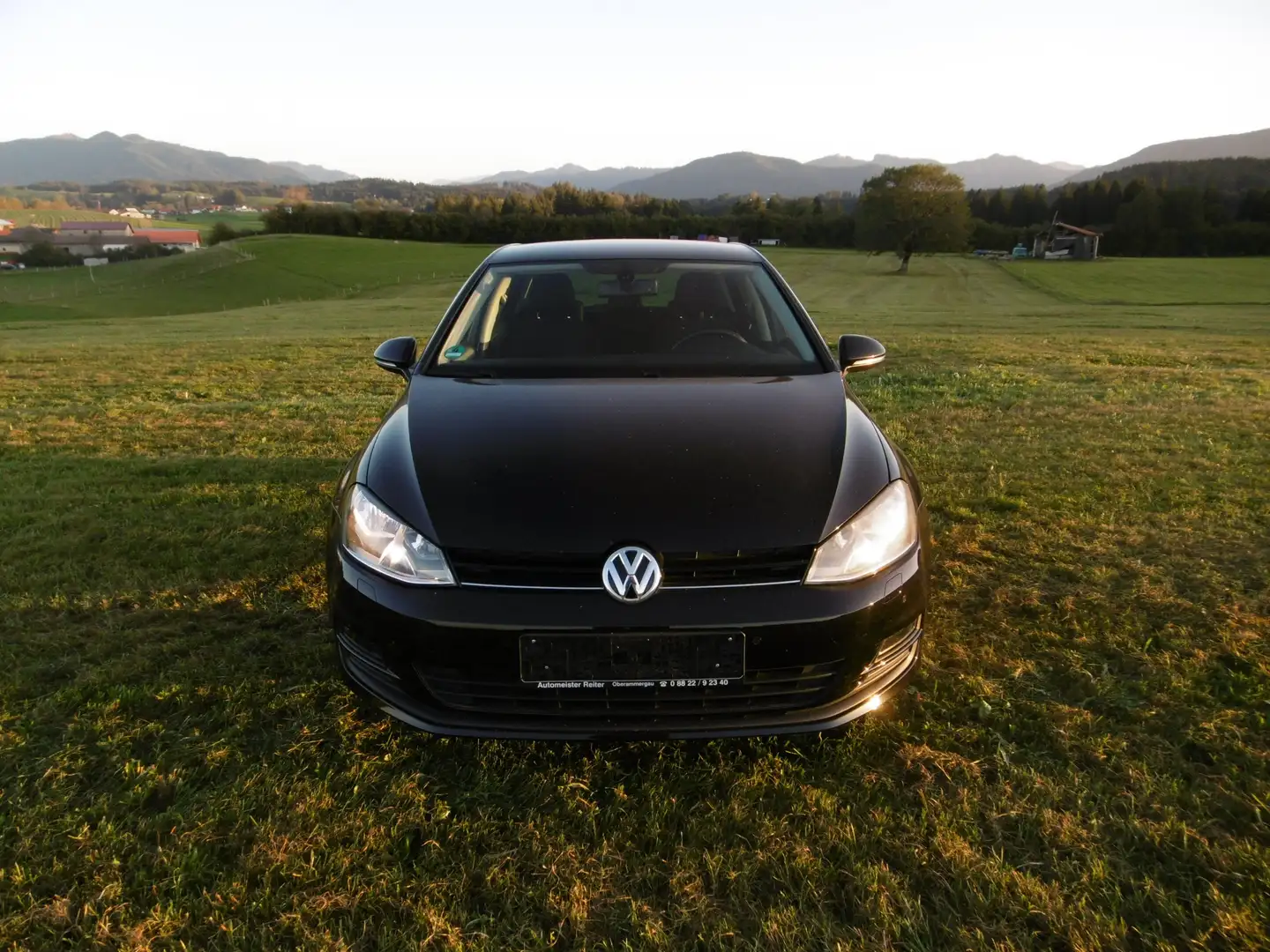 Volkswagen Golf 1.4 TSI BlueMotion Technology DSG Comfortline Schwarz - 2