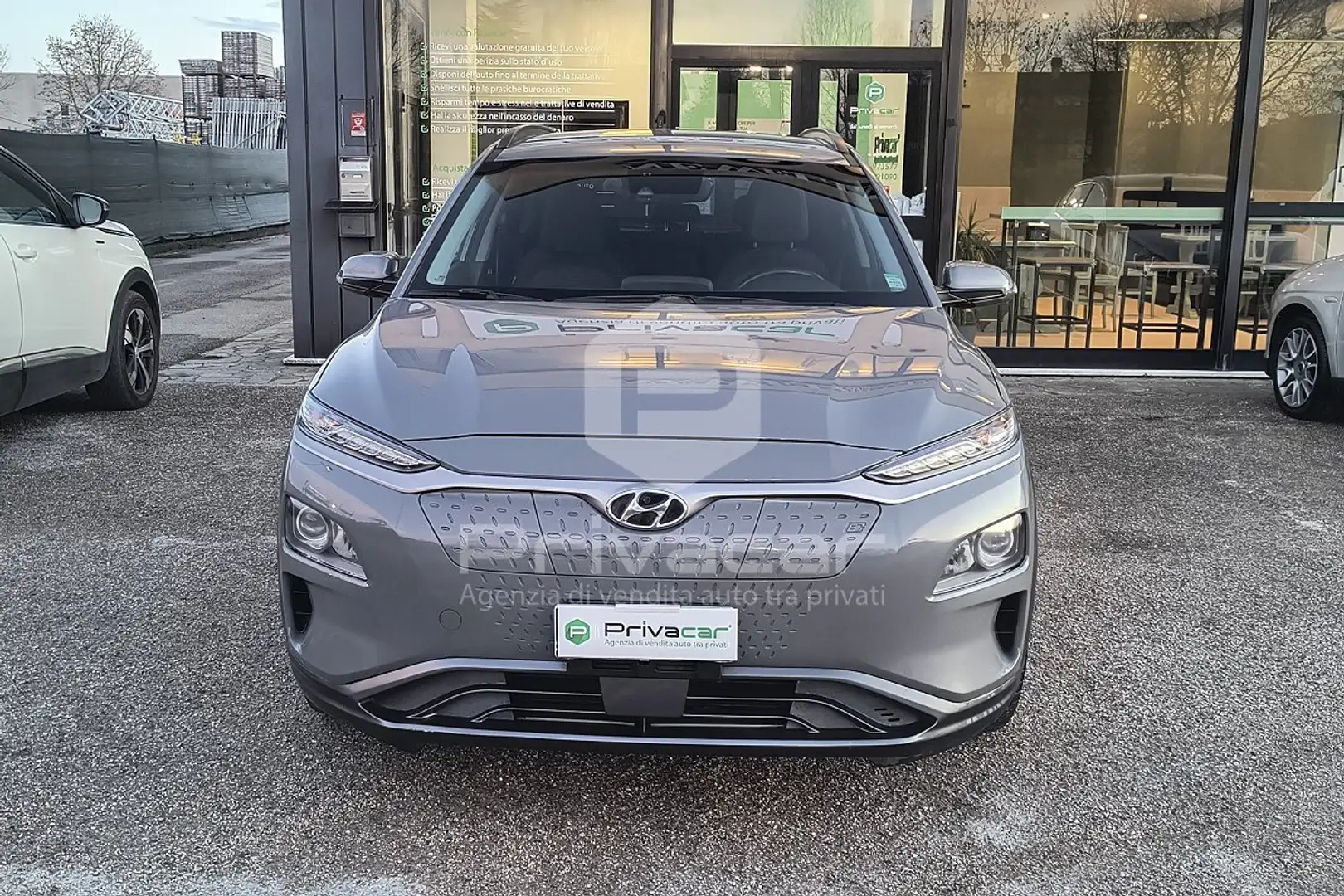 Hyundai KONA Kona EV 64 kWh XPrime Argento - 2