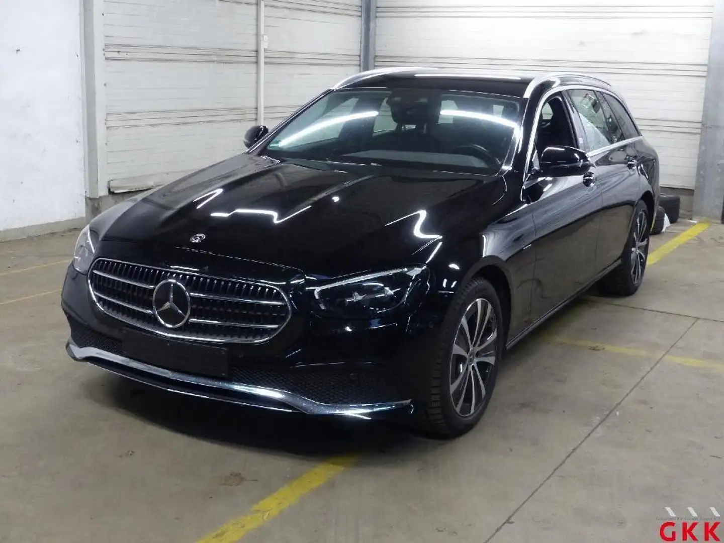 Mercedes-Benz E 300 e MBUX Kamera 1. Hand ACC Noir - 1