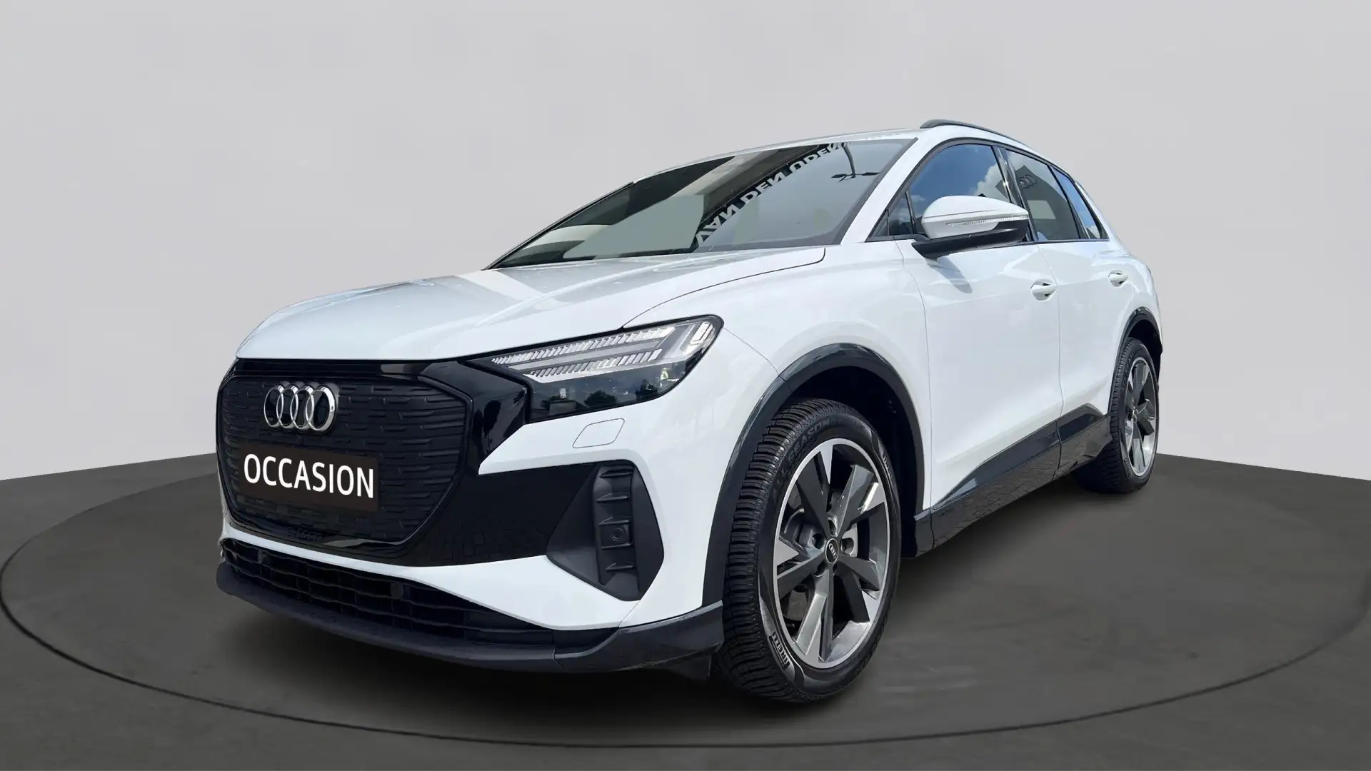 Audi Q4 e-tron 40 Advanced Edition 204Pk / Parkeerhulp V+A / Sfee Wit - 1