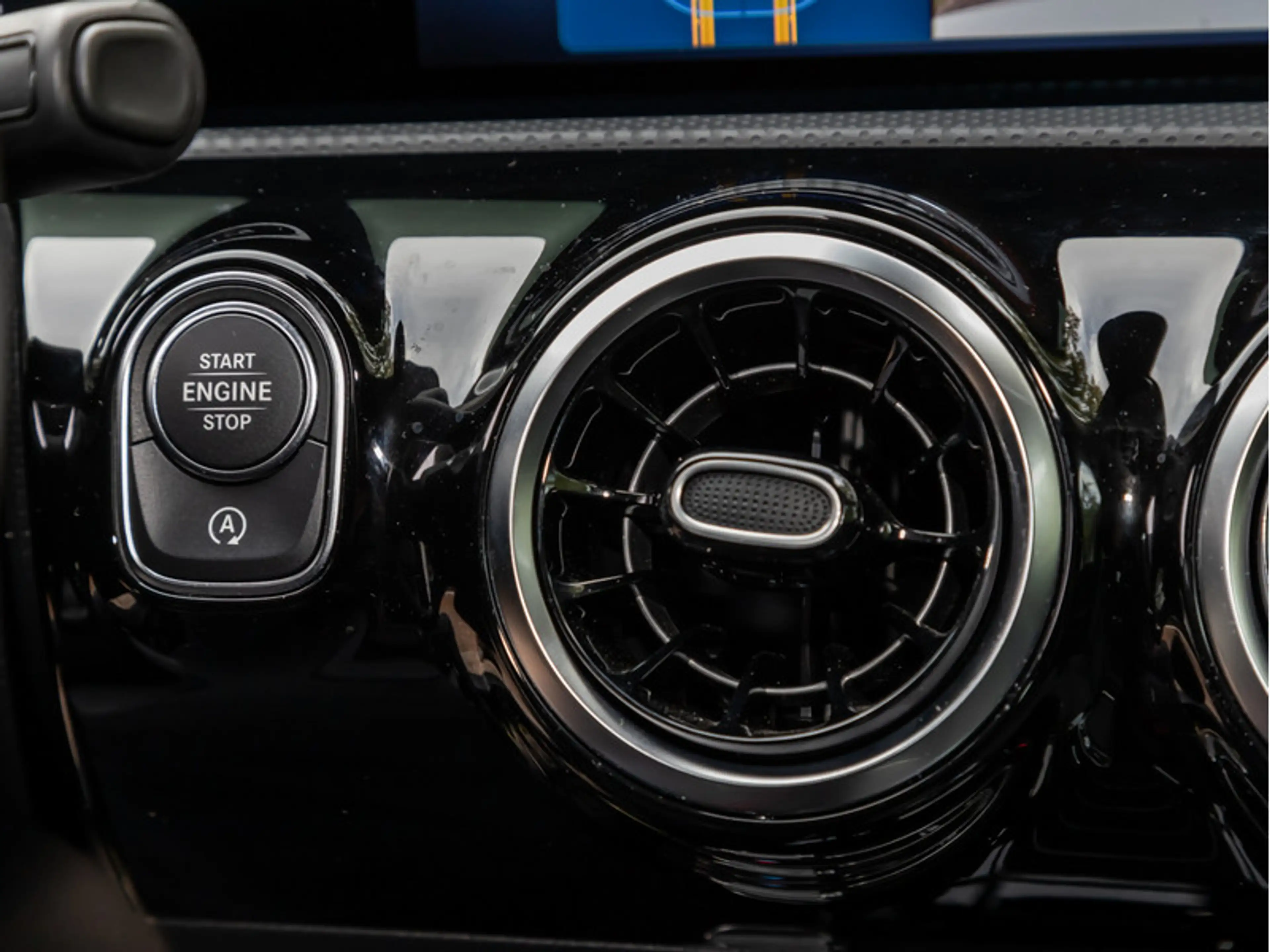 Mercedes-Benz A 180 Progressive/LED/Cam/Smartphone-Intg/Winter — photo 14