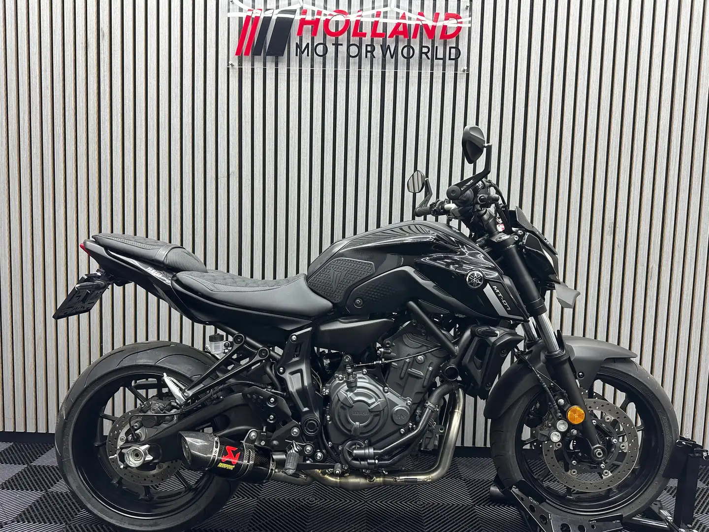 Yamaha MT-07 2024 Akrapovic - 1