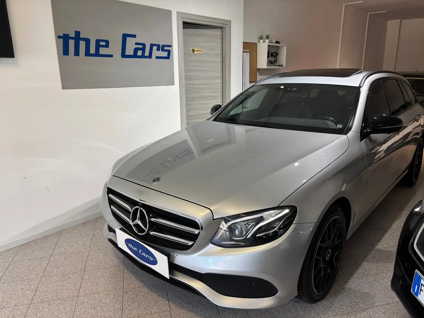 Mercedes-Benz E 220 E SW 220 d Premium 4matic auto Silber - 2