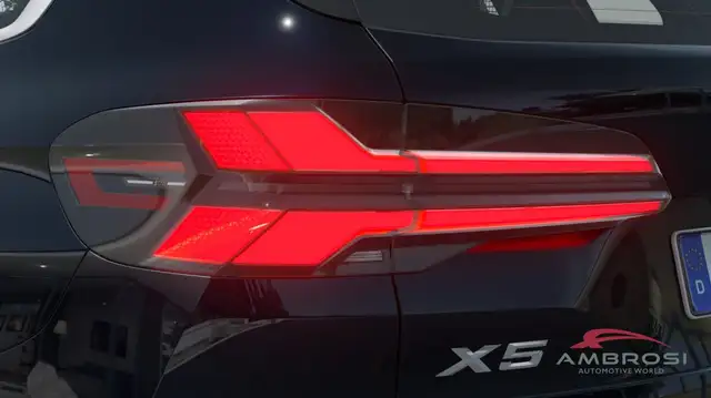 BMW X5 view 7