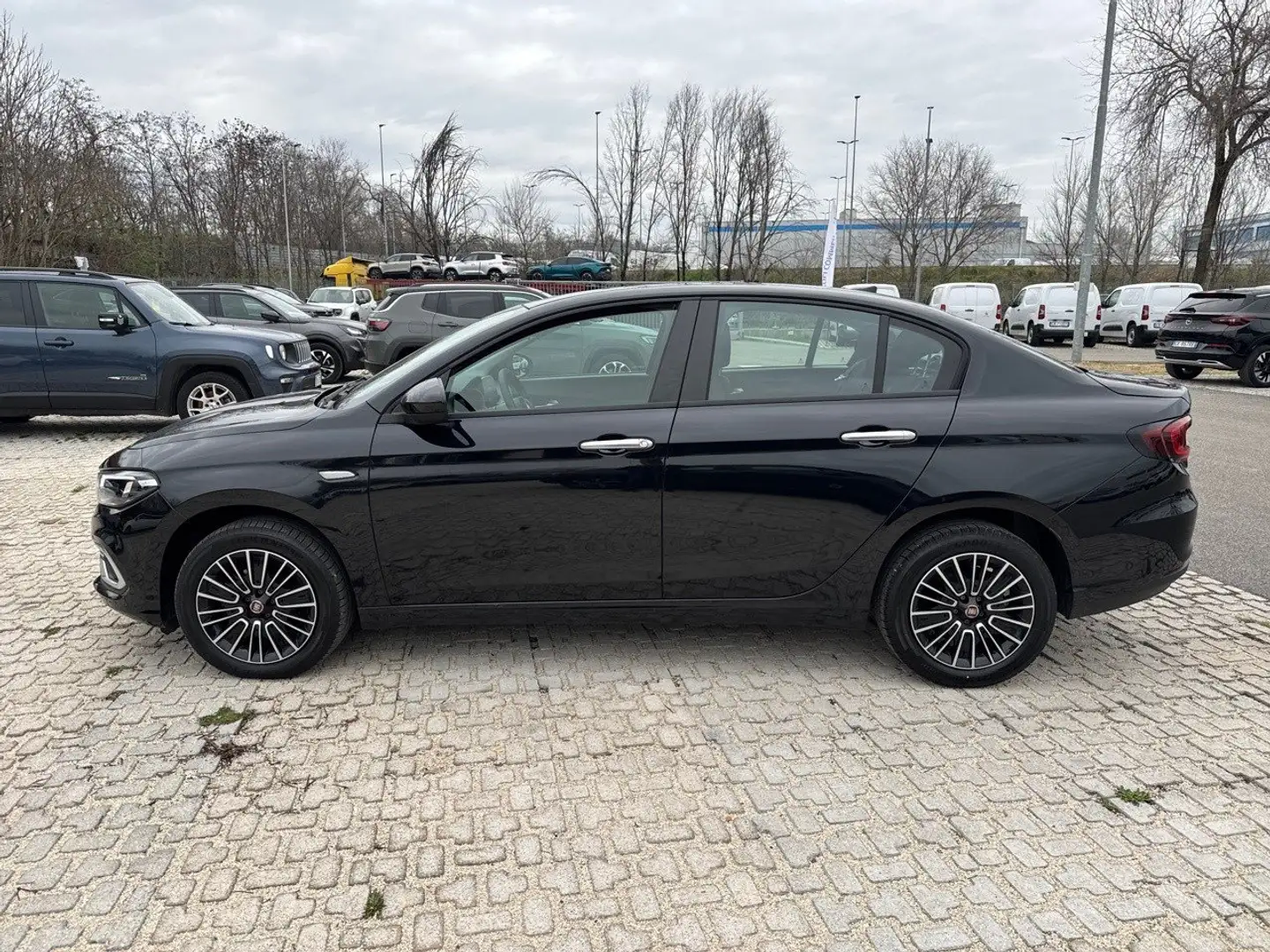 Fiat Tipo 1.6 Mjt 130cv S&S City Nero - 2