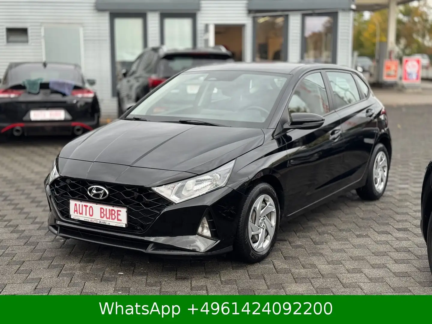 Hyundai i20 Mild-Hybrid AUTOMATIK Noir - 2