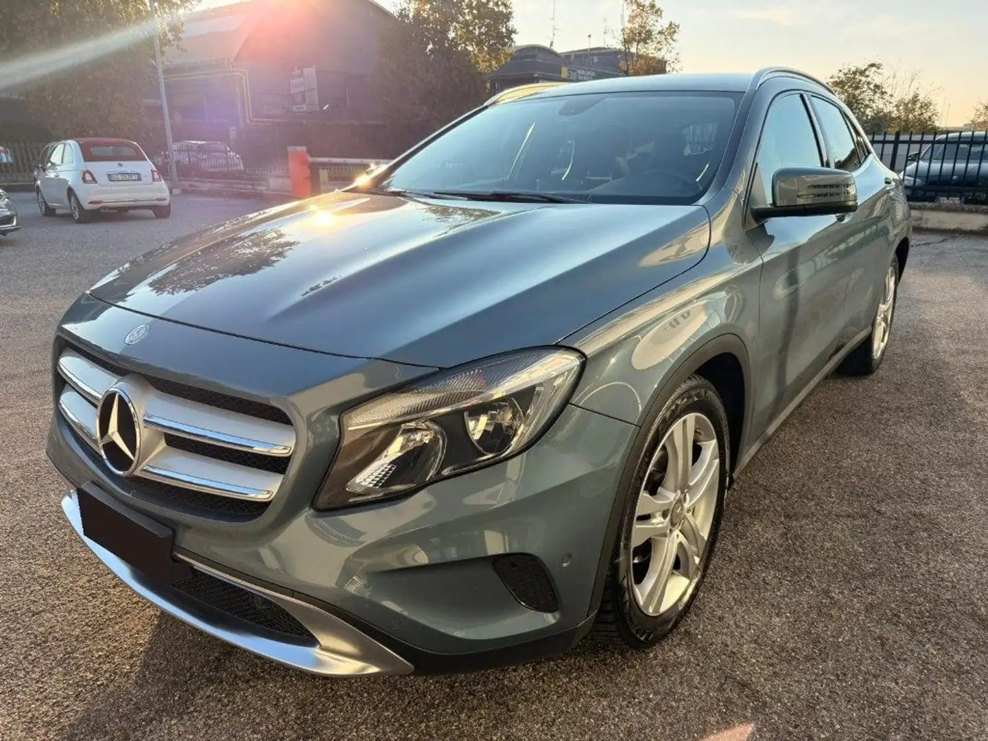 Mercedes-Benz GLA 200 CDI Premium Bleu - 1